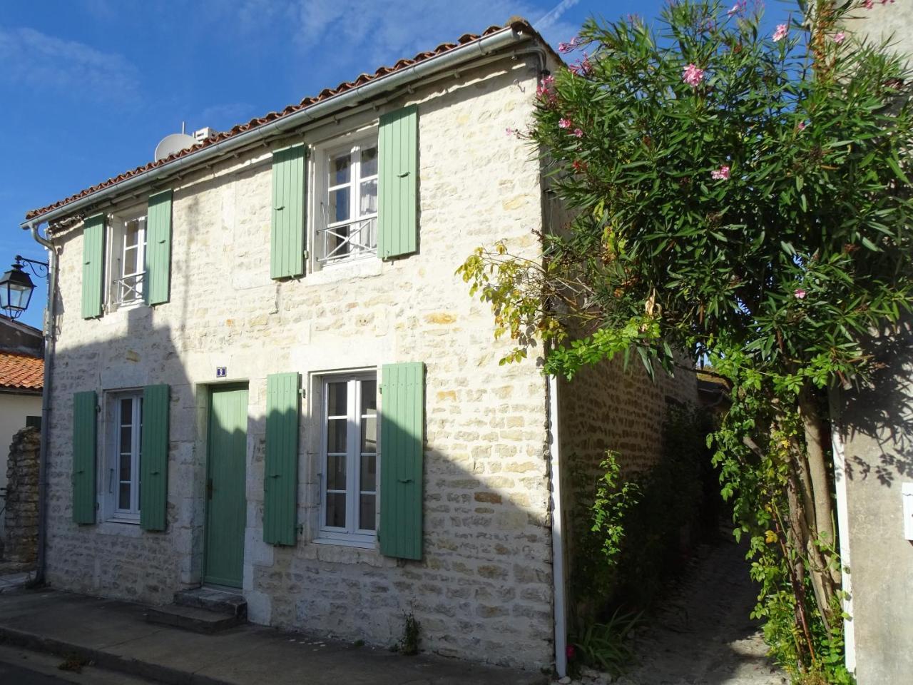 Maison Salicorne La Flotte Exterior photo